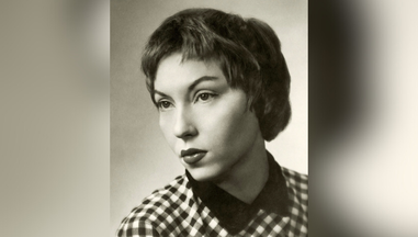 (Coluna Arilda Costa) Clarice Lispector: Uma Vida de Palavras e Profundidade