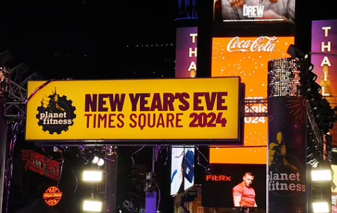 2024: Do Times Square para o mundo