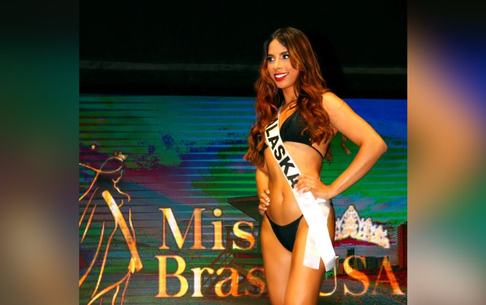 Jornalista Brasileira Gizele Tavares Ganha o Título de Miss Brasil Elegance USA 2023 em Miami