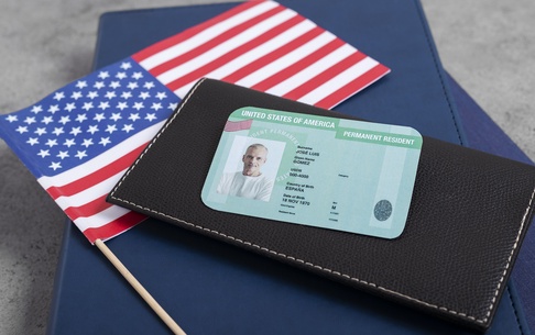 Conheça 15 maneiras de conseguir o Green Card dos Estados Unidos