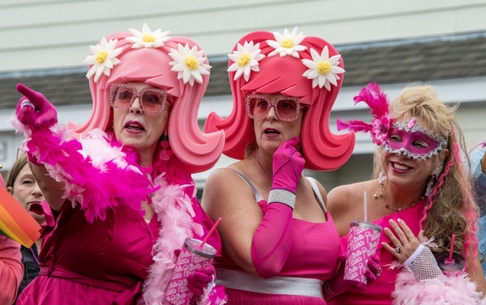 Coluna TIMES NO CAPE: CARNAVAL EM PROVINCETOWN