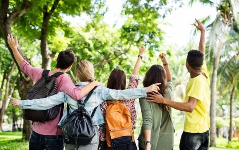 Coluna Uiara: Como promover estilos de vida ativos pode salvar vidas: combatendo o suicídio entre jovens através de atividade física e mindfulness