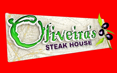 Oliveiras Steakhouse em Peabody atende os amantes do churrasco e do sushi