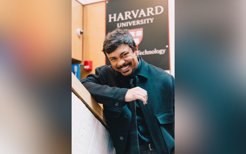Xamã palestrante na Brazil Conference em Harvard e MIT