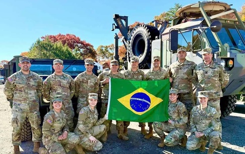 TIMES NO CAPE:  BRASILEIROS MILITARES SÃO MOBILIZADOS E ENVIADOS PARA O LESTE EUROPEU