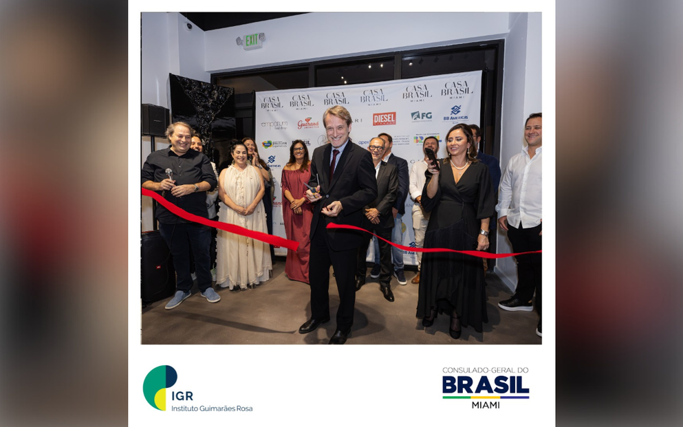 Cônsul-Geral do Brasil em Miami prestigia abertura da 3ª Casa Brasil Miami em homenagem a Cândido Portinari