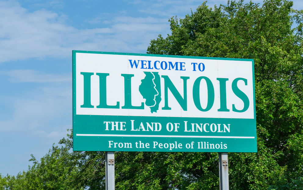 Illinois Mantém Trump nas Eleições Primárias do Estado Enquanto Aguarda Decisão do Supremo